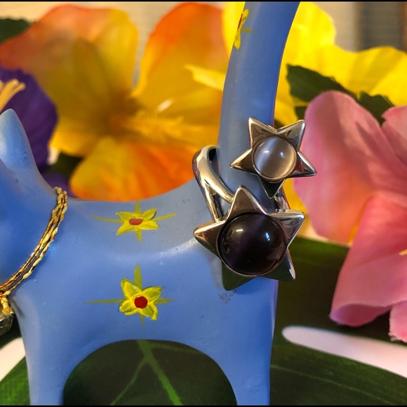 Star Ring - Picture 11 of 12